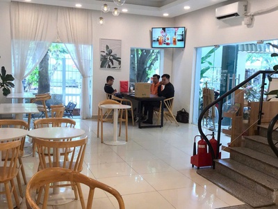 Chính chủ cần sang nhượng quán cafe đang hoạt động tại q7 4