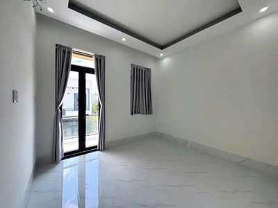Nhà SHR ngay chợ Bà Tri 3