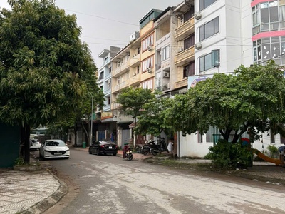 Bán nhà phố hoàng công chất gara ô tô kinh doanh đt0889127186 0