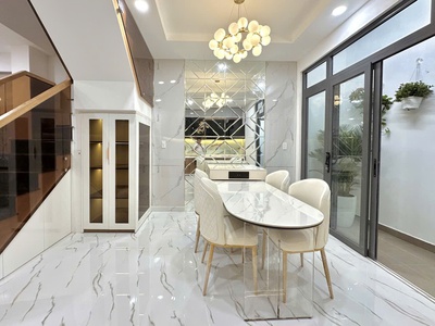 Xây mới 100 - chính chủ - bán 8.3 tỷ - 4pn lớn - sân thượng lớn - hẻm 4m - phan văn trị - bình 3