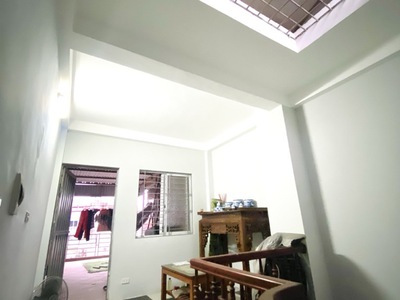 Bán nhà đường hoàng mai 4 tầng dân xây gần trương định 2