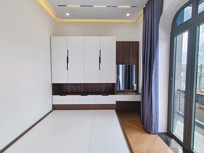 Chính chủ bán nhà MT gần cổng chào huyện Cần Đước, 90m2, giá 2 tỷ 4 10