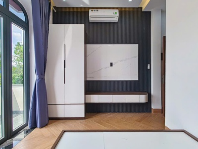 Chính chủ bán nhà MT gần cổng chào huyện Cần Đước, 90m2, giá 2 tỷ 4 12
