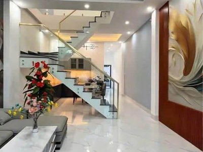  CĂN NHÀ HIỆN ĐẠI GẦN CHỢ BÌNH CHÁNH     TT Cần Đước   Long An - 90m2 - 2.2 TỶ 2