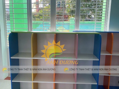 Tủ cặp dép mầm non, tủ cặp mầm non bằng gỗ 0