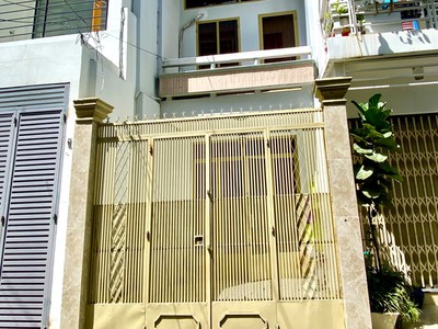 Nhà bán vip đường đặng văn ngữ q.pn - dt 46m2, ngang 3m, hẻm xe tải - 9 tỷ 0
