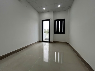 Nhà mới vuông 2 tầng hẻm ôtô 40m2   đường số 15 q9 4