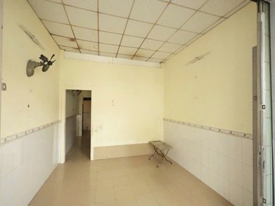 Nhà nở hậu mỏng hẻm ba gác 28m2   đỗ thúc tịnh gv 1