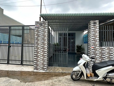 Bán nhà sổ riêng, gần chợ thanh hoá rẻ nhất trảng dài, 5x25 chỉ 1tỷ850 0