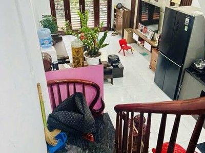 Tầng nhà đẹp ở ngay 3 ngủ gần ô tô khu an sinh tuyệt vời đất lộc bán mua nhà to 2