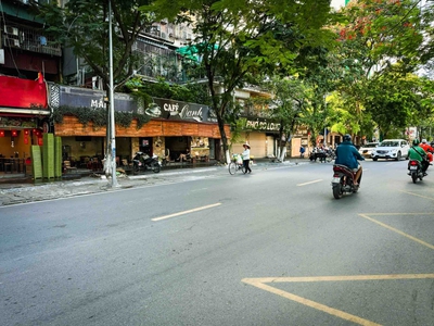Đầu tư siêu ngon, nhà mặt phố - 69m2 - mt 10m - 21 tỷ bạch mai, lê thanh nghị 0
