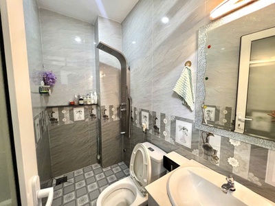 Hẻm ô tô ngủ nhà - khu đồng bộ phân lô - dân trí cao - 50m2 - 4 tầng 5pn vào ờ ngay - nhỉnh 7 tỷ 4