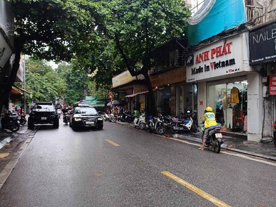 Mặt phố mai hắc đế bán 120M đất lô góc hai bà trưng 0