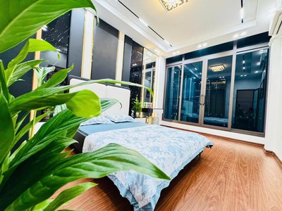 Nhà đẹp trung tâm hà đông   33m , mặt tiền 6.2m, giá chỉ 6.x tỷ 4