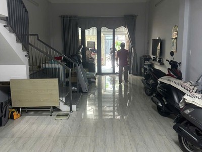  chỉ 7,8 tỷ - nhà 3 tầng kiên cố   mặt tiền ngô huy diễn, hòa xuân  2