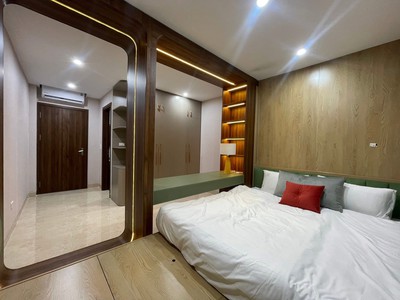Gấp. siêu phẩm 7 tỷ phố sài đồng, 5 tầng, hàng xóm vinhome riverside - ô tô cạnh nhà 2