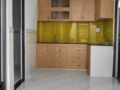 Nhà mới 49m2 ngang khủng 8m. 30m ra hẻm xe hơi thông, gần ngã tư nước đá. sát vách hiệp thành city. 2