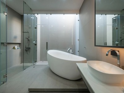 Bán nhà 9 tầng x 140m2 - ngõ 28 nguyên hồng - huỳnh thúc kháng - 65 tỷ 3