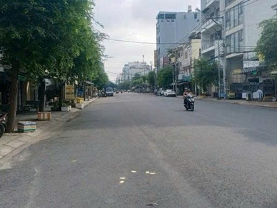 Bán nhà mặt tiền phạm văn bạch, tân bình, 6,2x17m, nở hậu đều 9,3m, 2 tầng cũ, 14,8 tỷ. 0