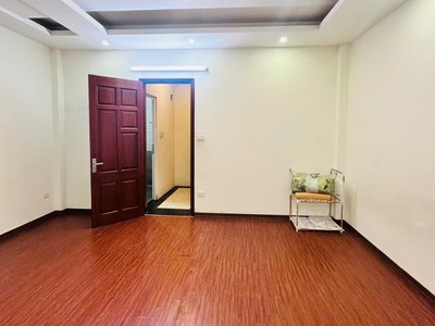 Nhà đẹp 5 tầng, lô góc đường hồ tùng mậu, ngõ nông, an ninh tốt    7.3 tỷ 2