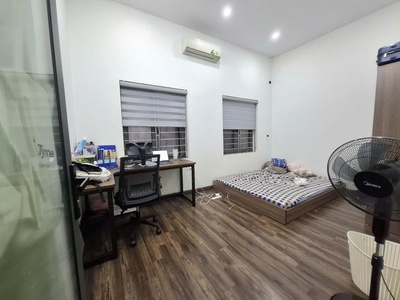 Nhà trần quốc hoàn 60m2 x 4t x mt5m, plô, ô tô, giá 21.8 tỷ 0