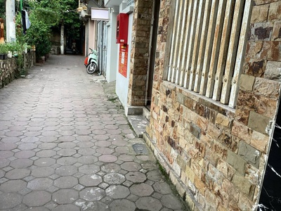 Chính chủ cần bán nhà xây kiên cố, về ở ngay ngõ phố nguyễn chính, hoàng mai, hn 1