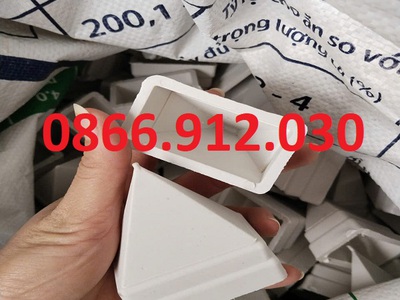 Các loại chông hàng rào nhựa, nắp chụp hàng rào 2