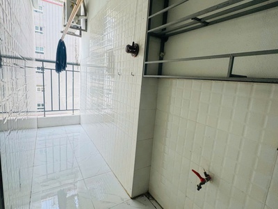 Cần bán gấp căn hộ tầng trung khu 5 tòa mới hh02d Thanh Hà 6
