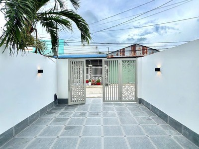 Bán nhà nhà mới xây long trạch, cần đước   shr 110m    gần kcn cầu tràm   giá chỉ 2,7 tỷ 1