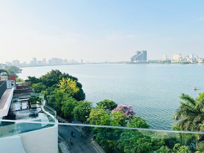 Sang nhượng sàn 120-150m2 view Hồ Tây 1