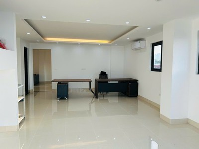 Sang nhượng sàn 120-150m2 view Hồ Tây 3