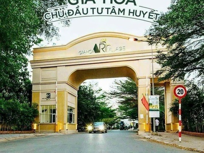 Bán đất nền KDC Gia Hòa đường 16m đối diện công viên đẹp,sát góc giá bán chính chủ. 0