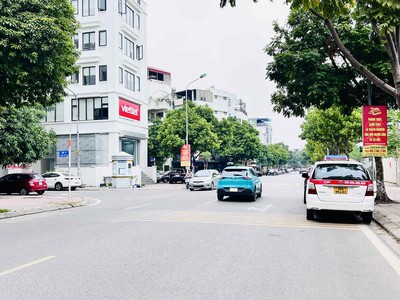 Bán nhà lâm hạ- bệnh viện tâm anh, 90m x 4 tầng, mặt tiền 6m, phân lô, vỉa hè, ôtô tránh 2