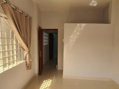 Cho thuê nhà  3,3m x 12,5m  hẻm 4m khu vực đường nguyễn thái sơn phường 5 4