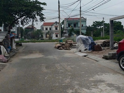 Chính chủ bán đất siêu đẹp   đấu giá xóm 5, liêm chung 2