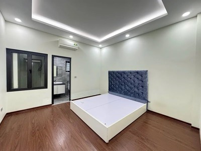 Bán gấp nhà ngọc lâm, long hiên 58m2 5 tầng dân xây, ô tô vào nhà - nhỉnh 14 tỷ 3