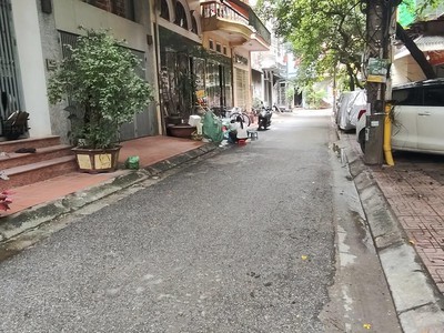 Bán nhà phân lô khu 72ha vỉa hè oto tránh ,kinh doanh 70m 5 tầng 25,1 tỷ 0