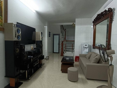 Bán nhà tây sơn 25/30m. 5 tầng. mặt tiền 3.4m. giá 7.2 tỷ đống đa hà nội 2