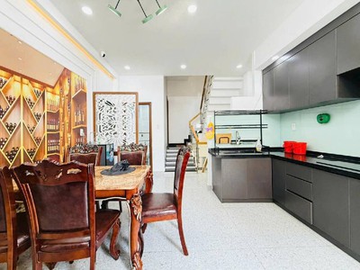 Nhà 4 tầng đẹp lung linh   full nội thất   gần công viên làng hoa 6.85t 3