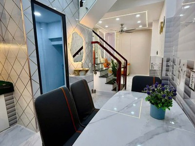 Nhà mới 2 tầng 27m2, full nội thất   quang trung qv 0