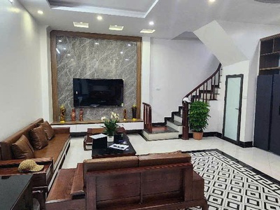 Chính chủ cần bán căn nhà 45m vuông tại quang trung hà đông  full nội thất  nhà 3 thoáng  ô tô dân 0