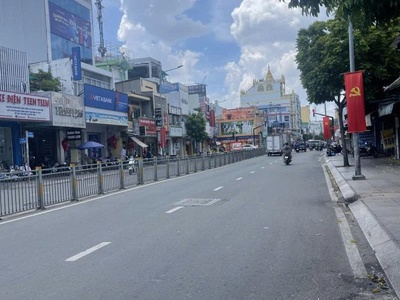 Bán nhà 2 mặt tiền lũy bán bích - ngay hòa bình, 4,1x16m, nở hậu 6,4m, 3 tầng, 9,9 tỷ. 0