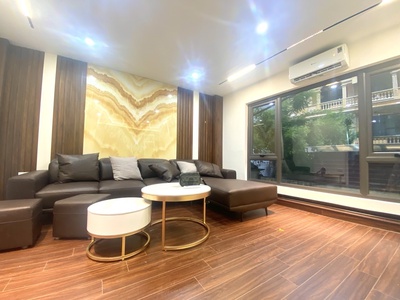 Xuân la-dt 38m-10,760 tỷ -6 tầng thang máy,dân xây,ngõ thông,ba gác đỗ cửa 1