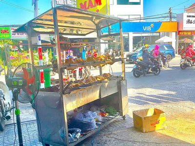 Sang nhượng quán gà quay tân phước khánh, tp tân uyên, bình dương 1