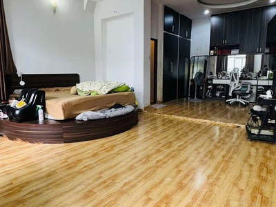 Bán biệt thự sân vườn 331 m2, 3 lầu , 8 pn ,  phong phú , bình chánh 36,8 tỷ 2