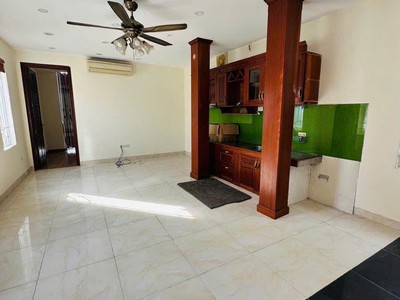 Bán nhà lô góc   3 mặt thoáng   6 tầng thang máy   ngõ ô tô tránh   cách trần duy hưng 10m   18.9 tỷ 1