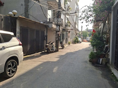 Bán đất ngõ 201 thụy phương-ô tô tránh.hồ điều hòa.dt 52m2.giá 140 triệu/m2 1