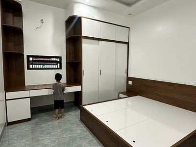 Bán căn nhà 3 tầng ngõ phố Bình Lộc, ph Lê Thanh Nghị, Tây HP, 52.6m2, 3 ngủ, 3vs, mt 4m 5