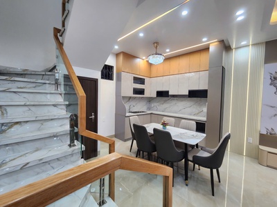 Cần bán căn  Nhà ở sau Cây Xăng Việt Hùng. Chân cầu An Dương. diện tích : 51m2 x 3 tầng độc lập 2