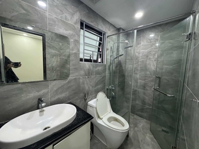 GẤP, BÁN NHÀ 111 Nguyễn Văn Cừ, Long Biên, 60m2, 5 Tầng, Gara ô tô, Phân Lô, Nhỉnh 14 tỷ 5